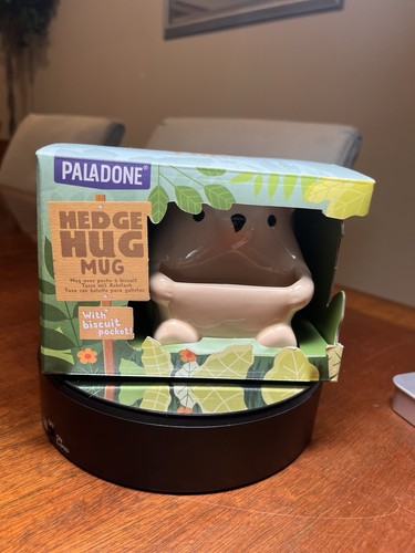 Paladone hedge hug mug - hedge,